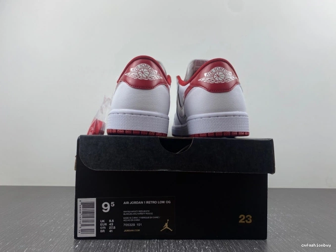 Low 1 Red Retro Varsity Jordan 705329-101 White 0825